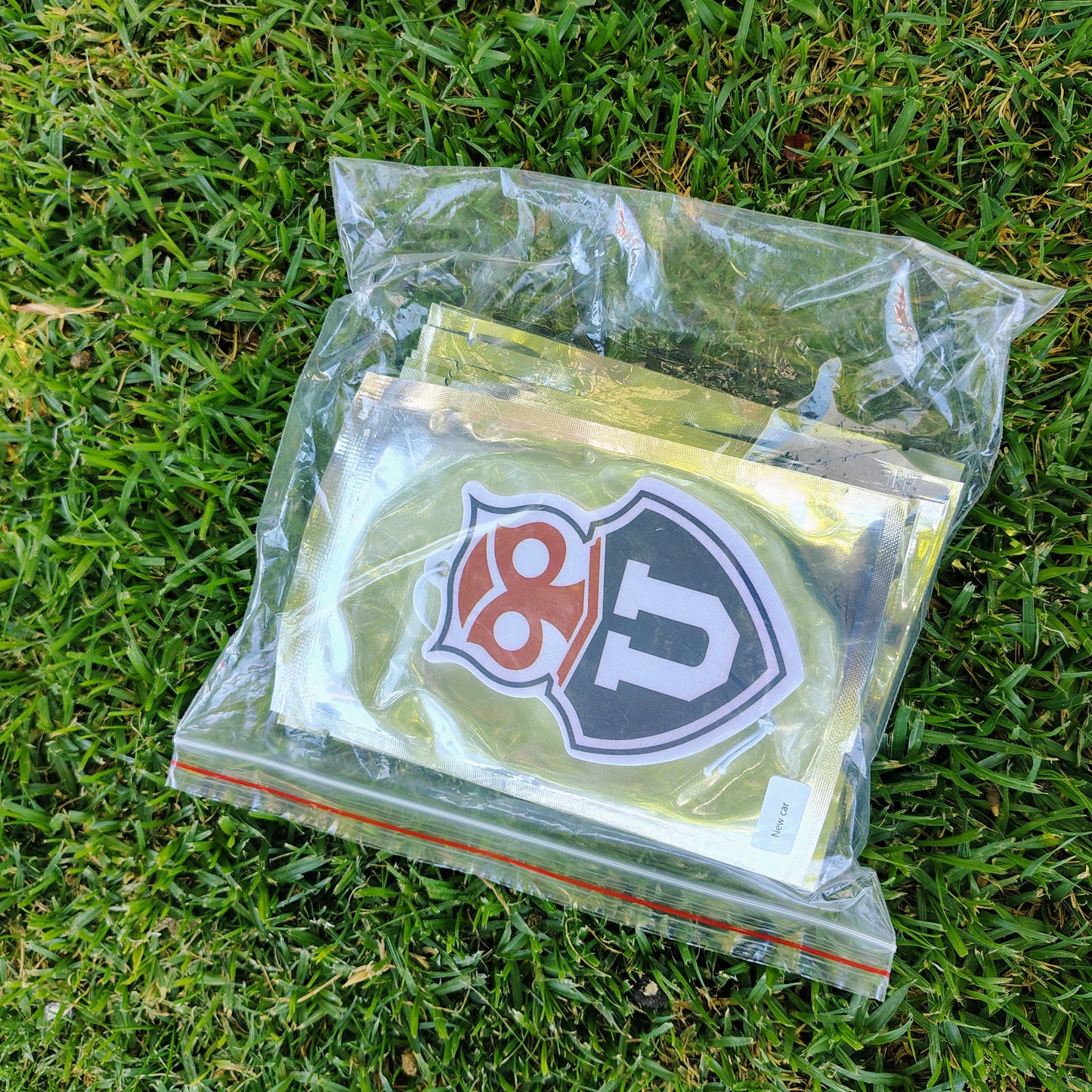 6 BLACK ICE Y 6 AUTO NUEVO.                 12 Aromatizantes Insignia